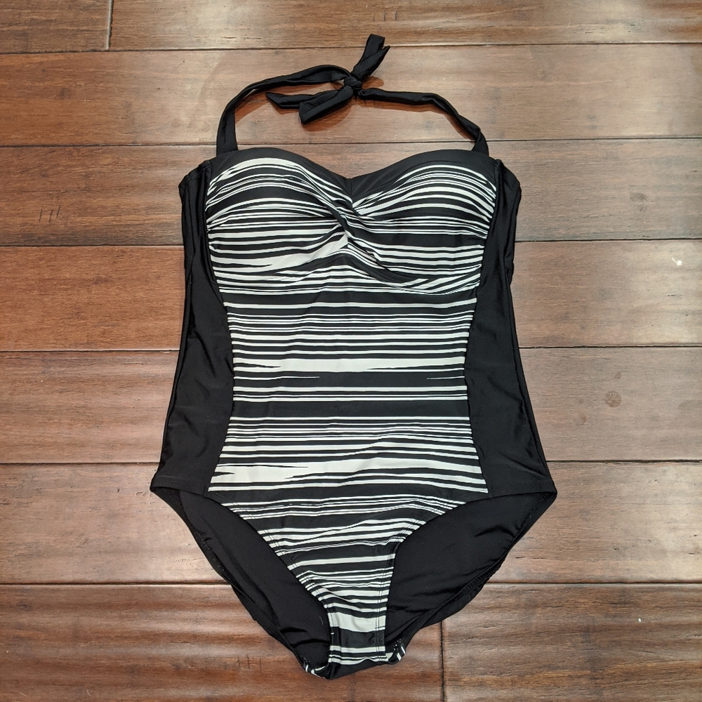 One piece swimsuit